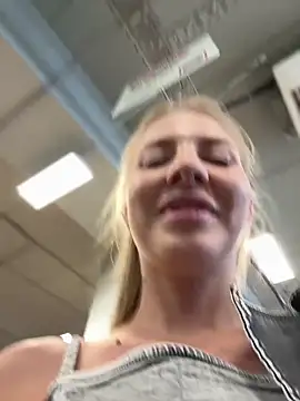 NewLale's Webcam Show