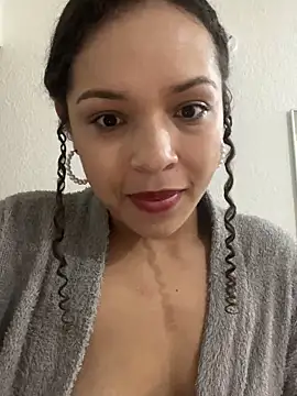Yasmin777_'s Webcam Show