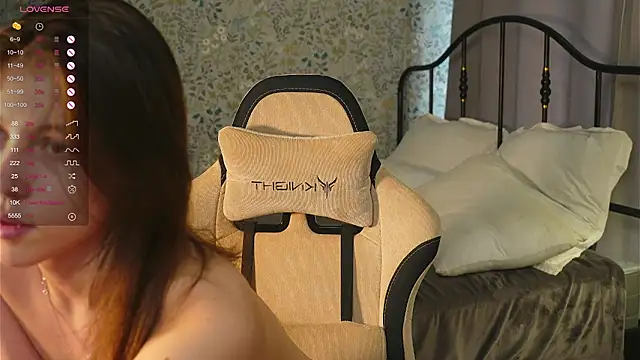 IdaJonesy Live Sex Cams