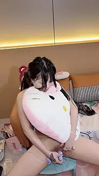 美女momo-2580在线直播