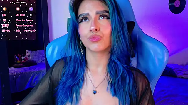 blue_kitten's Webcam Show