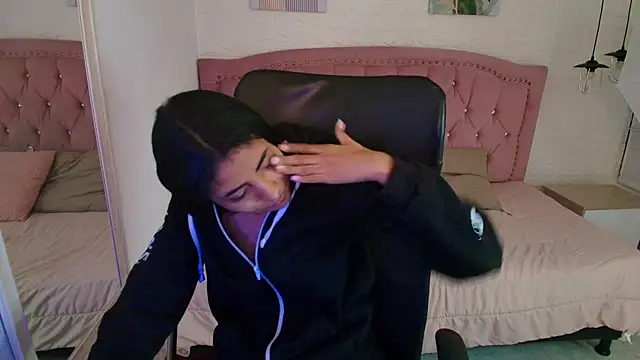 shaneelle's Webcam Show