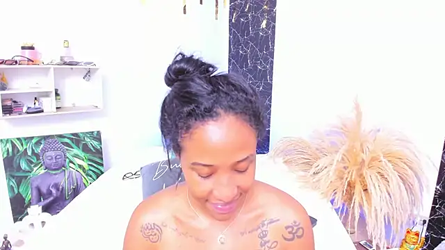 LadyEbonyX's Webcam Show