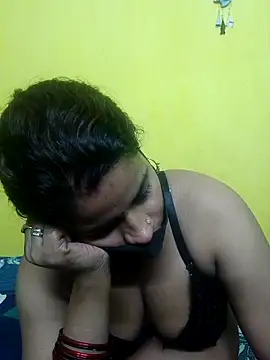 Stepbhabhi's Webcam Show