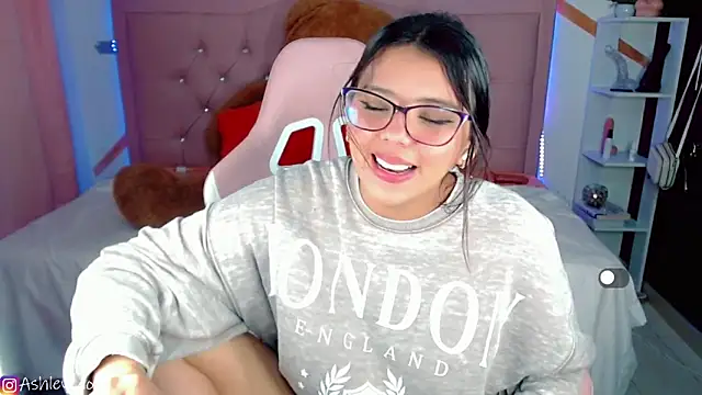 Ashley_dolll's Webcam Show