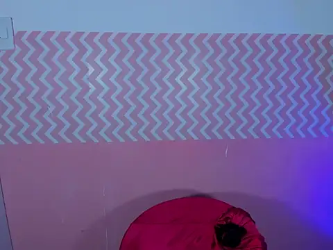 VikyRossee's Webcam Show