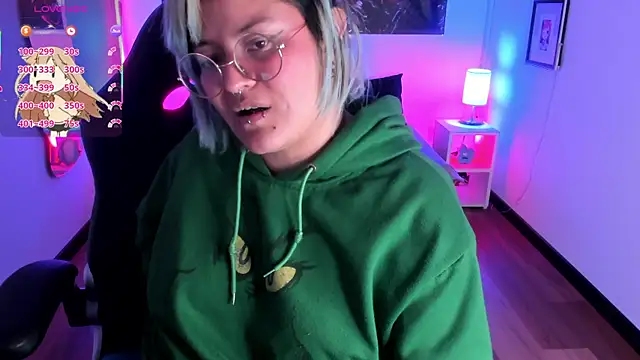 lucky-leah Live Sex Cams
