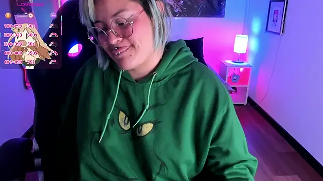 lucky-leah Live Sex Cams
