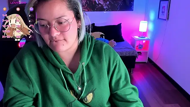 lucky-leah Live Sex Cams