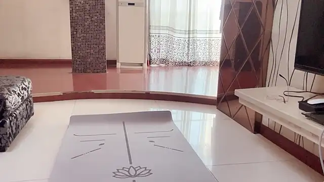 美女ttkx666在线直播