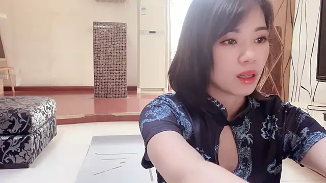 美女ttkx666在线直播