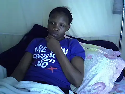 Sweet_serah's Webcam Show