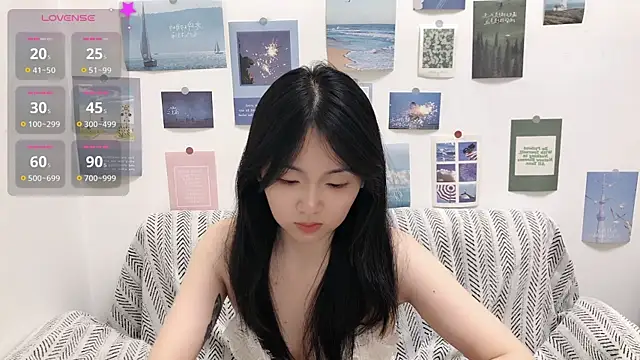 美女LiLiYbaby在线直播