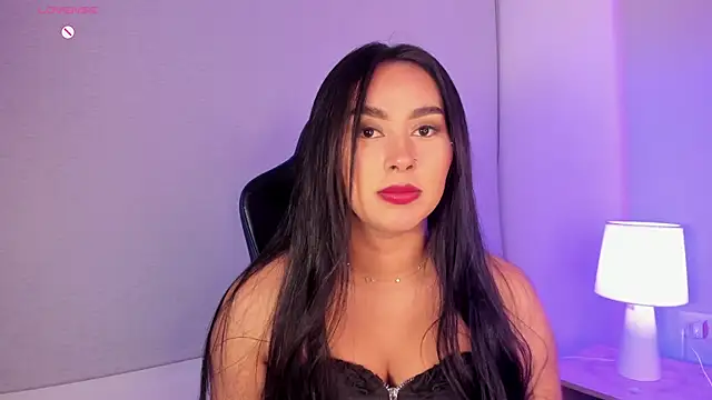 Cameliaa_Smiith Adlı Modelin Web Kamerası Şovu