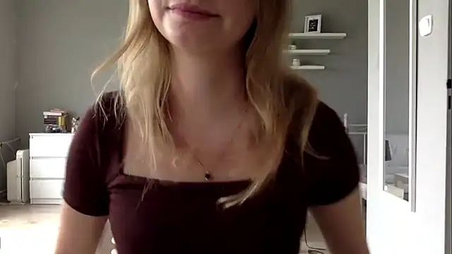 MillieShow Live Sex Cams