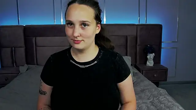 ElisonMinix Live Sex Cams