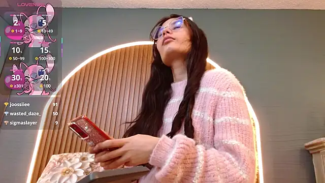 NayeCloud Live Sex Cams
