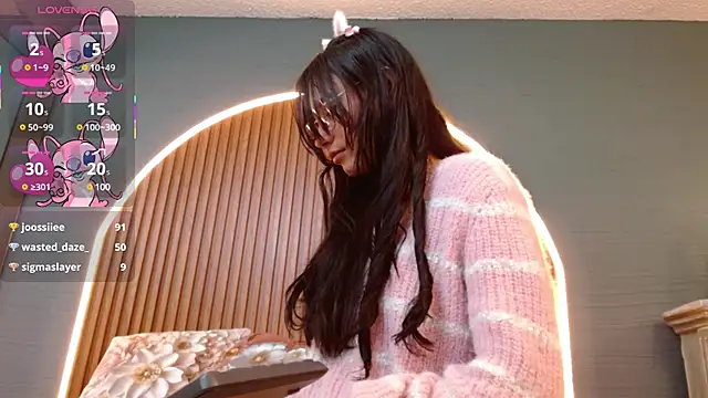 NayeCloud Live Sex Cams