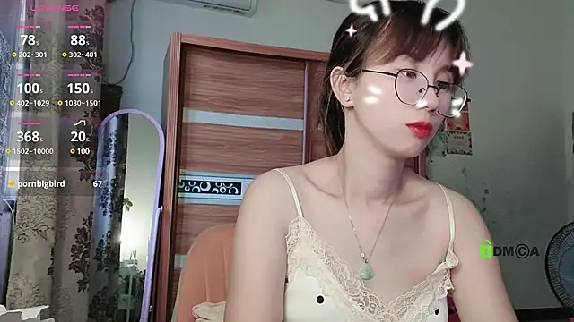 美女Lili_666在线直播