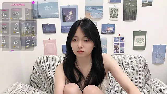 美女LiLiYbaby在线直播