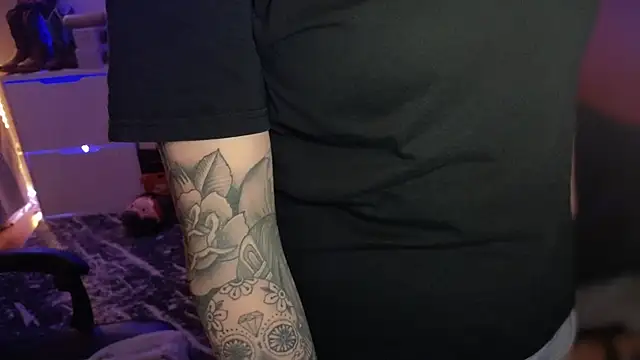 drizzypeach602's Webcam Show