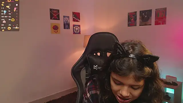Morgan-Star Live Sex Cams
