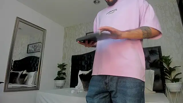 CoreyHurt's Webcam Show