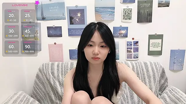 美女LiLiYbaby在线直播
