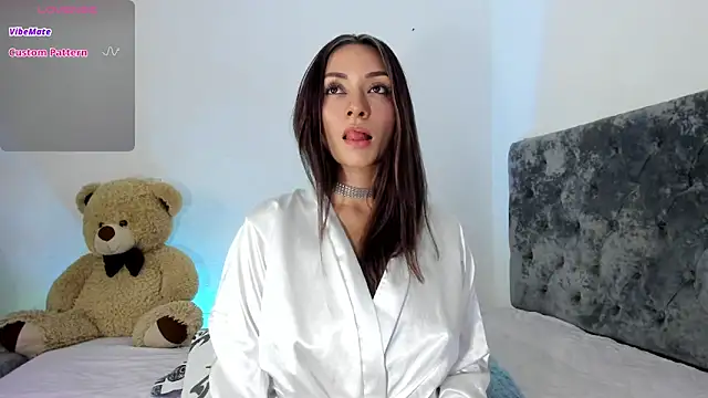 Luisa_Red Live Sex Cams