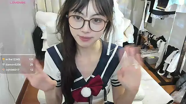 美女xuannv0000在线直播