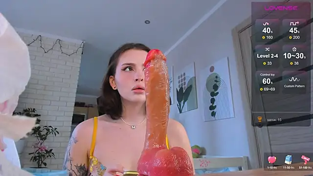 MilkyDana Live Sex Cams