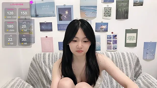美女LiLiYbaby在线直播