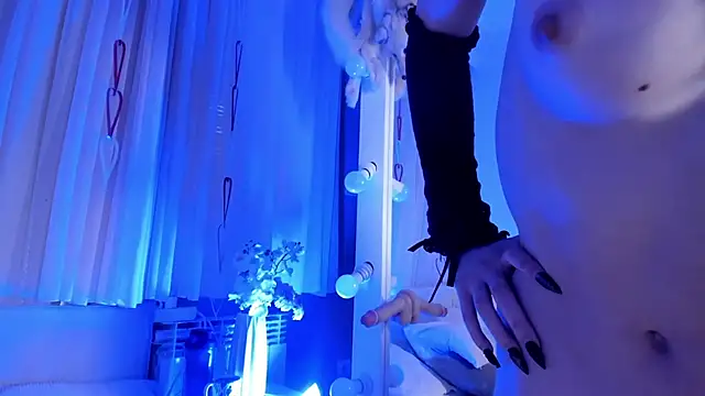 Riverlyyy Live Sex Cams