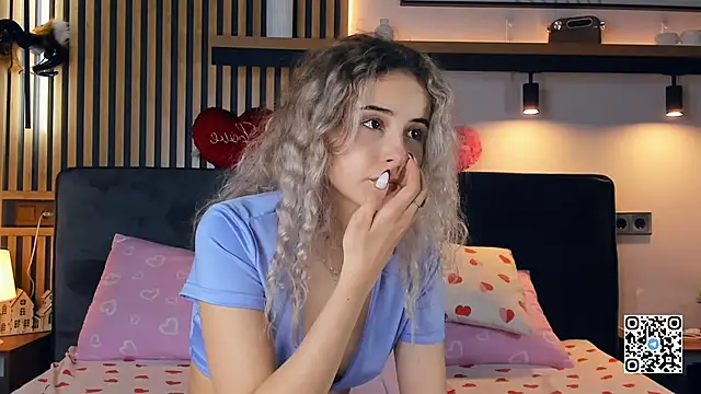 EllaMacAllen Live Sex Cams