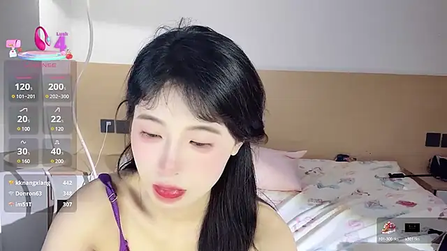 美女yunbaobaby在线直播