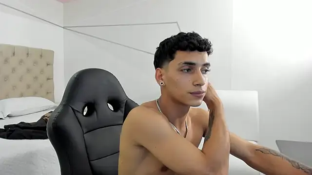 JhoanLeandro's Webcam Show
