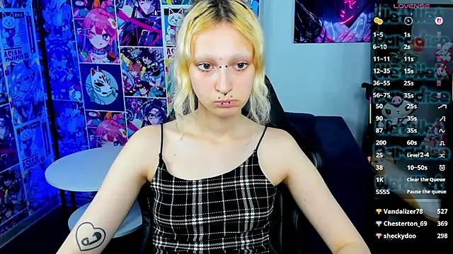 Lexy-Woorhez Live Sex Cams