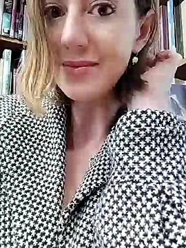 TopsyWilde's Webcam Show