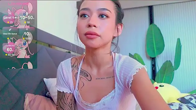 Mia_Tin's Webcam Show