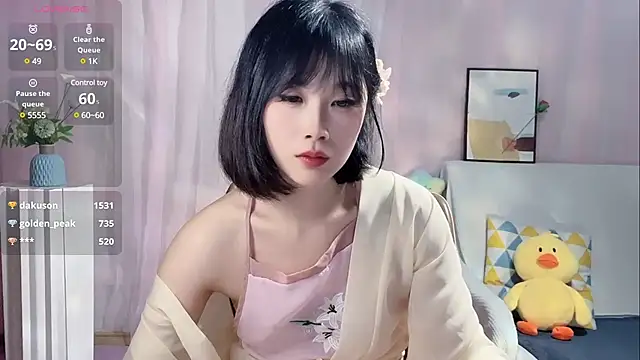 美女LaoSHI-999在线直播