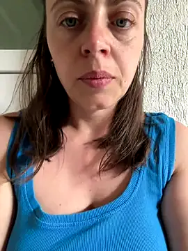 ladywithbigass' Webcam Show