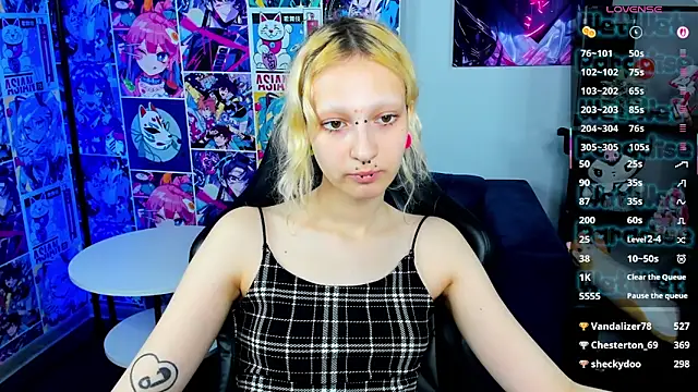 Lexy-Woorhez Live Sex Cams