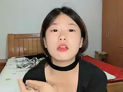 美女zengwan777在线直播