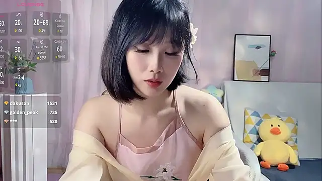 美女LaoSHI-999在线直播