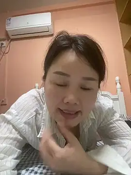 美女nianxiaohua886在线直播