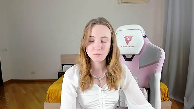 Cowell_Adelina Live Sex Cams