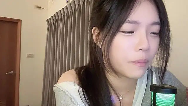 美女Qaz42799在线直播