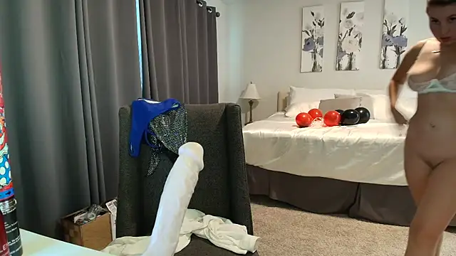kaliii_jones' Webcam Show