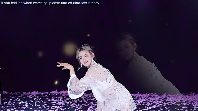美女XMH100在线直播