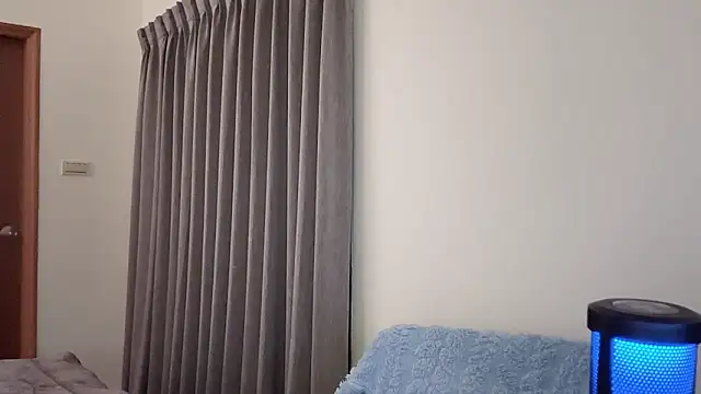 美女Qaz42799在线直播